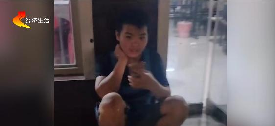 DƬ